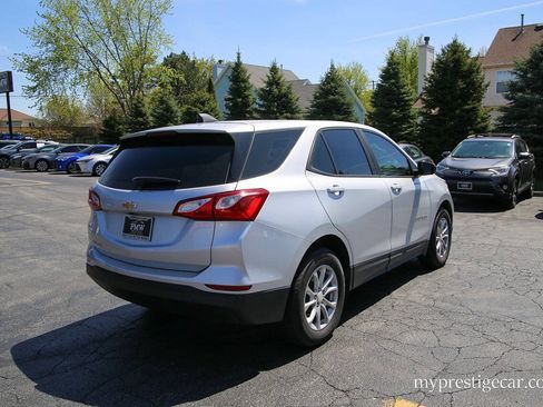 Used 2020 Chevrolet Equinox LS FWD image 8