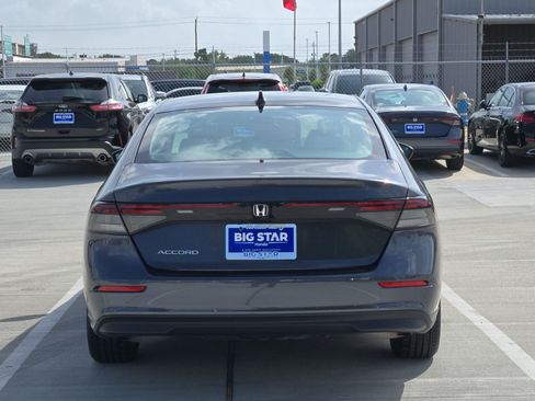 Used 2024 Honda Accord EX image 5