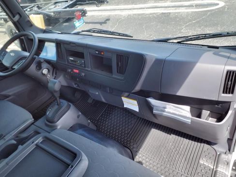 New 2025 Chevrolet Low Cab Forward 5500 XD image 8