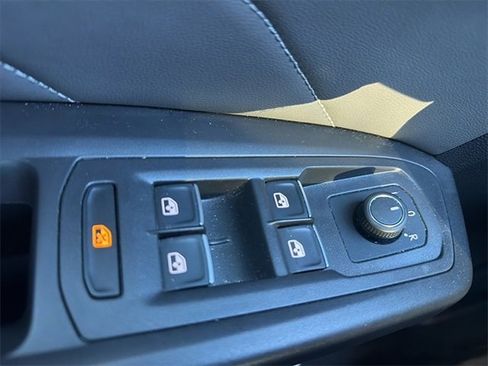 Used 2022 Volkswagen Atlas SEL R-Line image 7