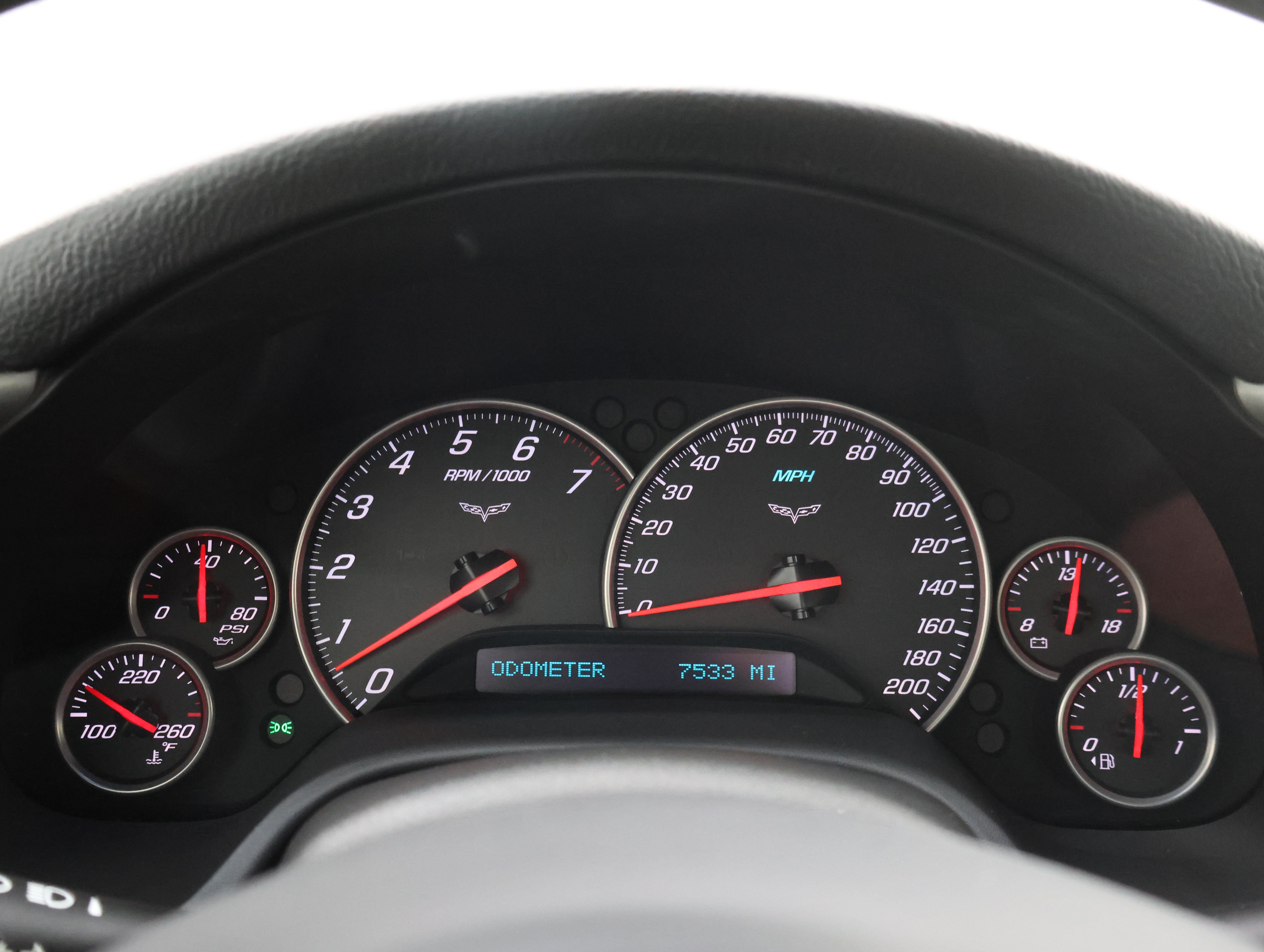Used 2005 Chevrolet Corvette Coupe w/ Preferred Equipment Group RWD image 8