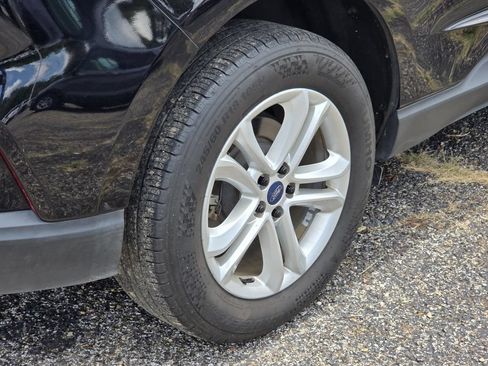 Used 2019 Ford Edge SEL w/ Equipment Group 201A AWD/4WD image 8