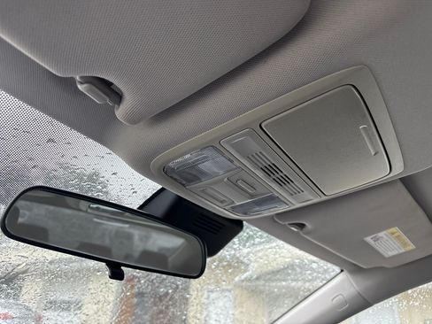 Used 2019 Honda Accord LX image 23