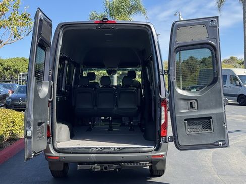Used 2024 Mercedes-Benz Sprinter 2500 image 14