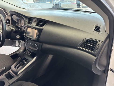 Used 2019 Nissan Sentra S FWD image 14