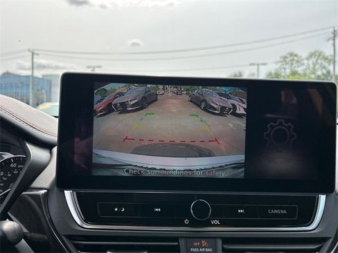 New 2025 Nissan Altima 2.5 SR w/ SR Premium Package image 17