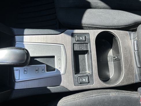 Used 2014 Subaru Outback 2.5i Premium w/ Accessory Value Package (OYS) image 28