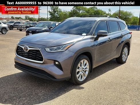 Used 2023 Toyota Highlander Limited FWD image 1
