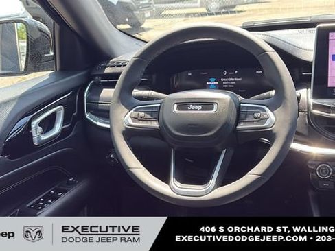 Used 2023 Jeep Compass High Altitude AWD/4WD image 23