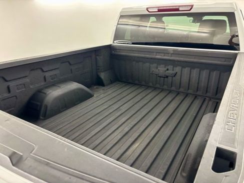 Used 2022 Chevrolet Silverado 1500 Custom image 32