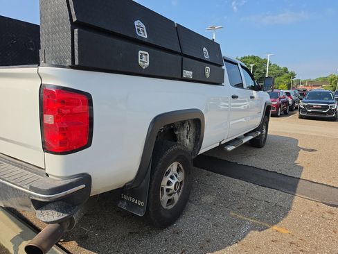 Used 2016 Chevrolet Silverado 2500 W/T w/ WT Convenience Package AWD/4WD image 5