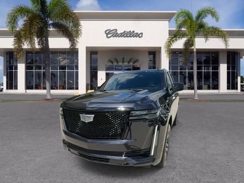 Certified 2024 Cadillac Escalade Sport Platinum w/ LPO, Floor Liner Package RWD image 5
