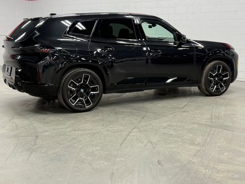 Used 2025 BMW XM Sport Utility 4D image 15