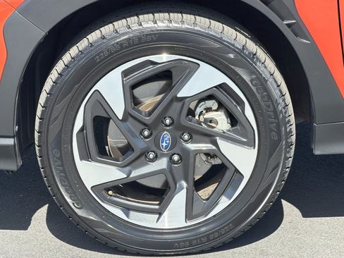 Used 2024 Subaru Crosstrek 2.5i Limited w/ Crosstrek Mirror Package AWD/4WD image 31
