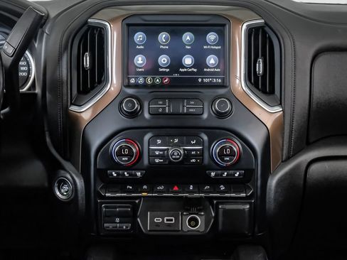 Used 2019 Chevrolet Silverado 1500 High Country w/ Z71 Off-Road Package AWD/4WD image 24