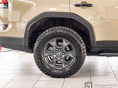 Used 2024 Lexus GX 550 AWD/4WD image 10