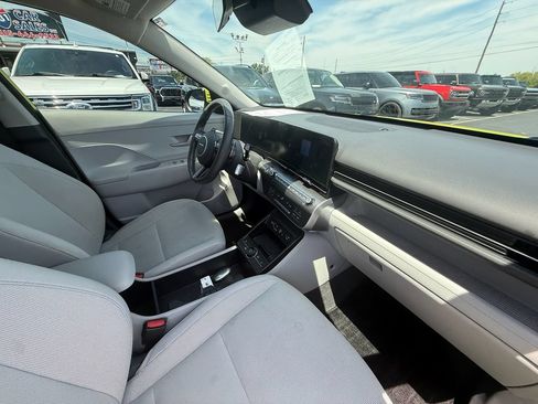 Used 2024 Hyundai Kona SEL w/ Convenience Package AWD/4WD image 25
