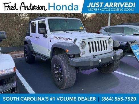 Used 2018 Jeep Wrangler Unlimited Rubicon w/ Cold Weather Group image 1