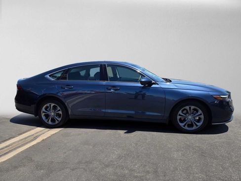 Used 2024 Honda Accord EX image 2