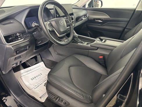Used 2024 Toyota Grand Highlander AWD Hybrid image 10