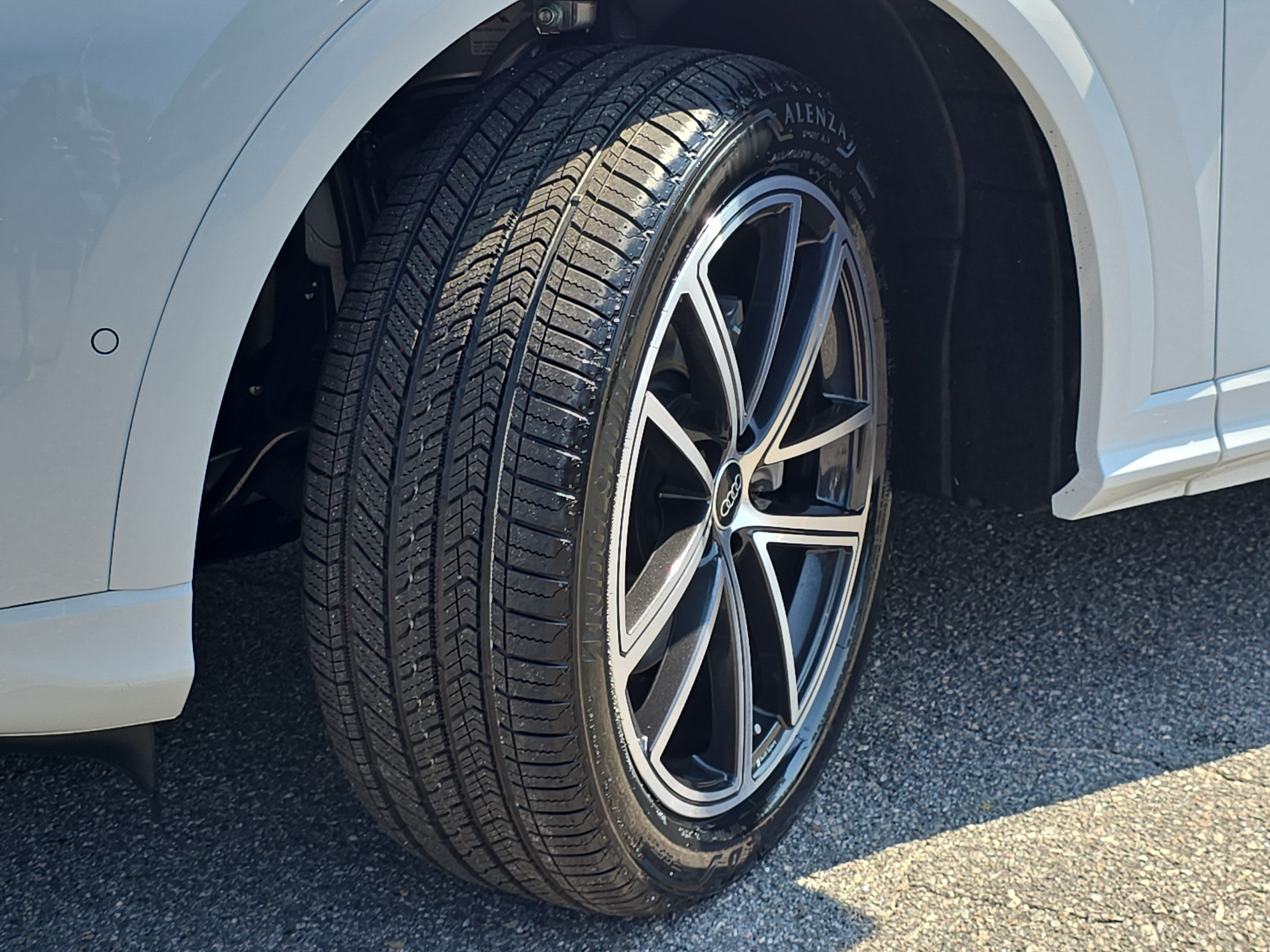 New 2026 Audi Q5 Prestige AWD/4WD image 32