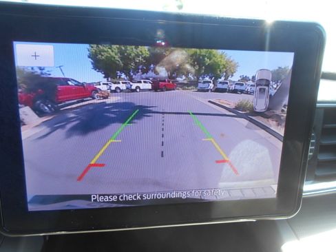 Used 2023 Ford Explorer XLT w/ Equipment Group 202A image 11