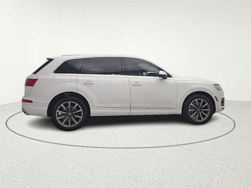 Used 2019 Audi Q7 3.0T Premium Plus w/ Premium Plus Package image 8