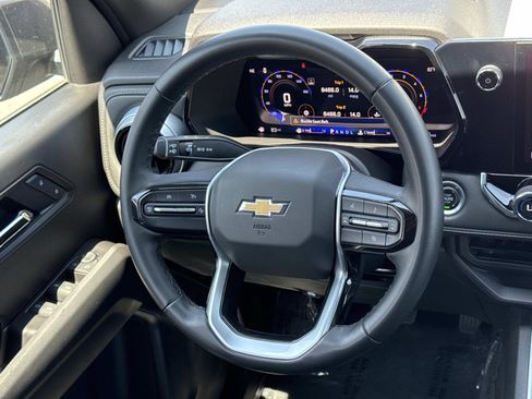 Used 2024 Chevrolet Colorado LT w/ LT Convenience Package RWD image 7