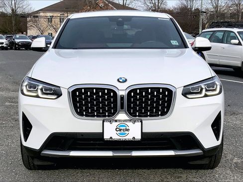Used 2023 BMW X4 xDrive30i w/ Premium Package image 3