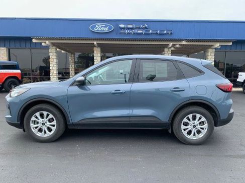 Certified 2025 Ford Escape Active w/ Cold Weather Package AWD/4WD image 7