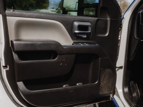 Used 2018 Chevrolet Silverado 3500 W/T w/ WT Convenience Package image 12