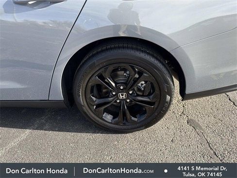 Used 2025 Honda Accord SE image 29