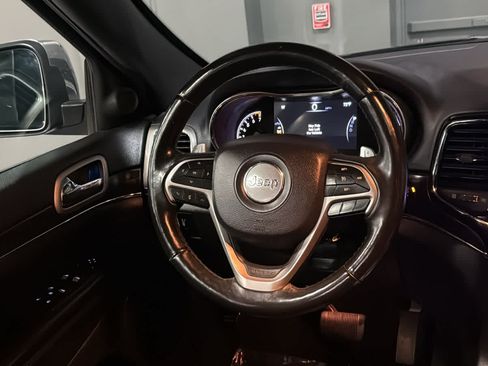 Used 2019 Jeep Grand Cherokee Limited AWD/4WD image 27
