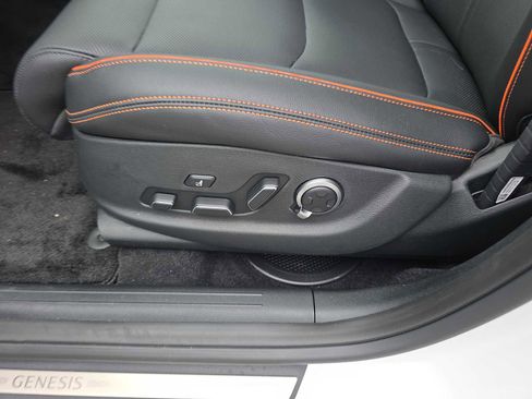 New 2026 Genesis GV70 2.5T Sport Prestige image 10