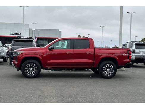 Used 2025 Chevrolet Colorado Z71 AWD/4WD image 7