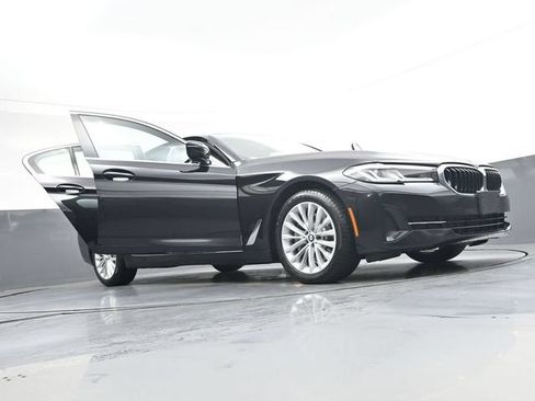 Used 2023 BMW 530i xDrive w/ Premium Package AWD/4WD image 41