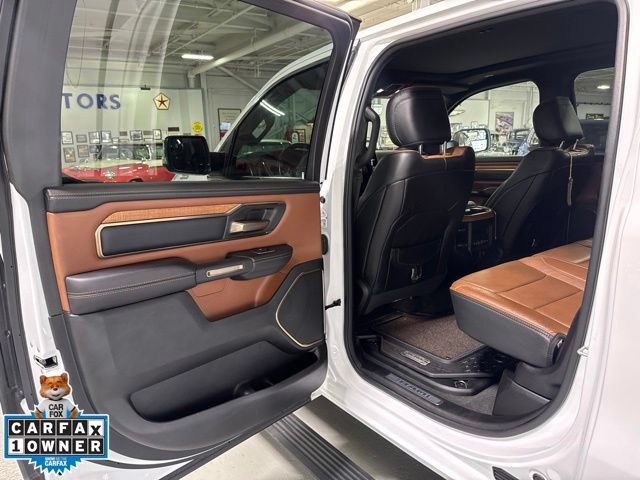 Used 2024 RAM 1500 Limited AWD/4WD image 34