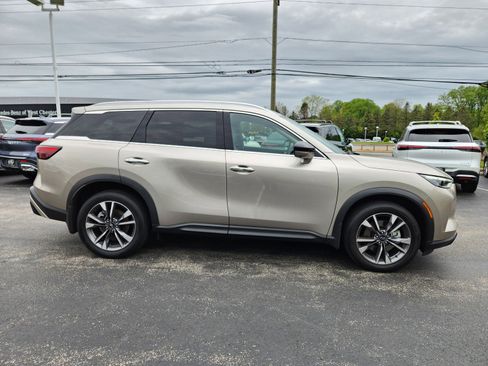 Certified 2023 INFINITI QX60 Luxe w/ Cargo Package AWD/4WD image 6