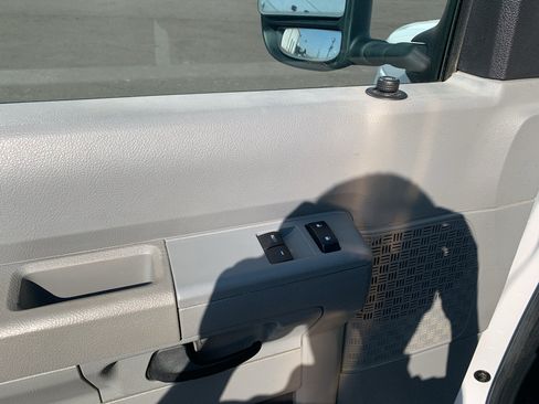 Used 2022 Ford E-350 and Econoline 350 Super Duty w/ Power Windows & Locks Group RWD image 14
