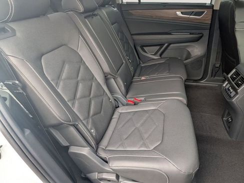 New 2026 Volkswagen Atlas SE image 28