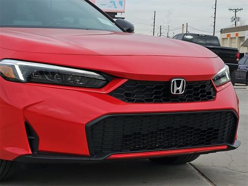 Used 2025 Honda Civic Sport image 7