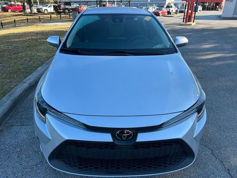 Certified 2022 Toyota Corolla LE image 8