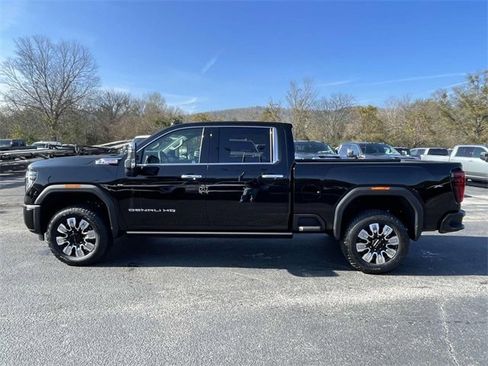 New 2026 GMC Sierra 2500 Denali w/ Denali Reserve Package image 2