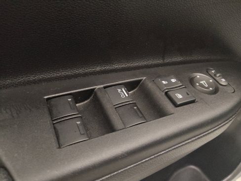 Used 2017 Honda Accord Sport image 27