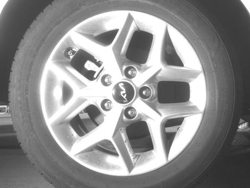 Used 2025 Kia Soul LX w/ LX Technology Package FWD image 15