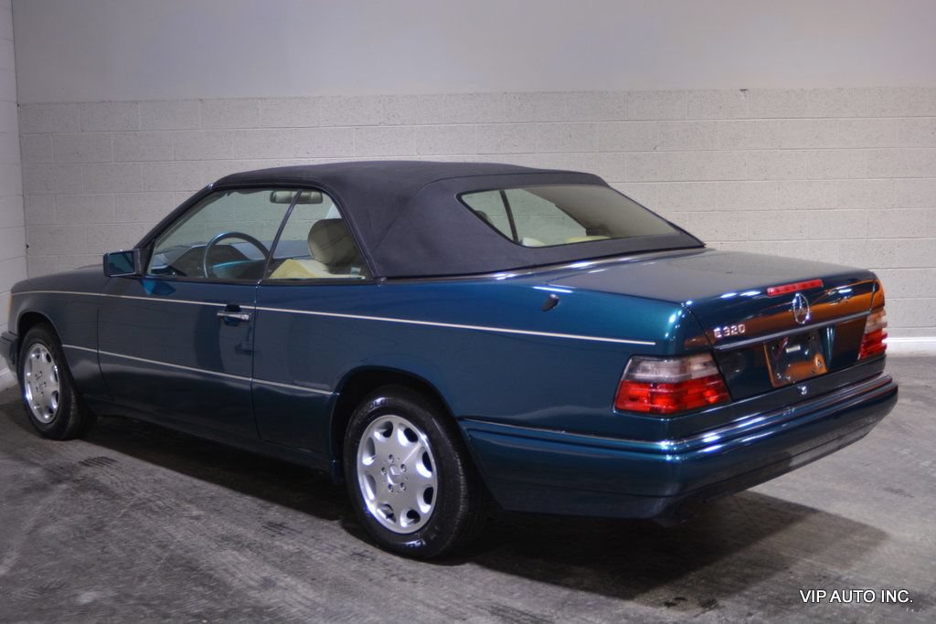 Used 1995 Mercedes-Benz E 320 Convertible image 5