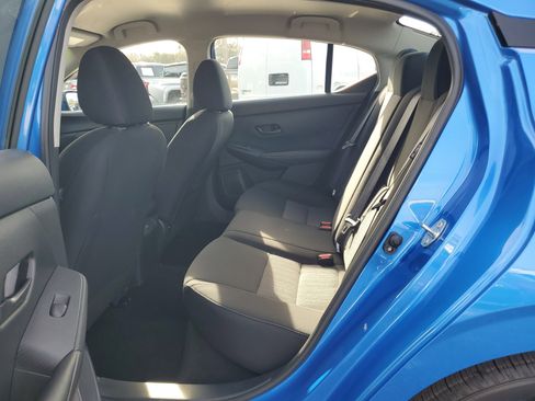 Used 2025 Nissan Sentra SV image 22