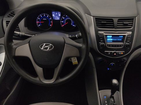 Used 2017 Hyundai Accent SE FWD image 22