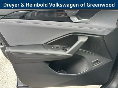 New 2026 Volkswagen Tiguan SE image 23