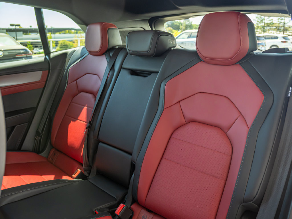 Certified 2026 Porsche Cayenne Electric AWD/4WD image 16